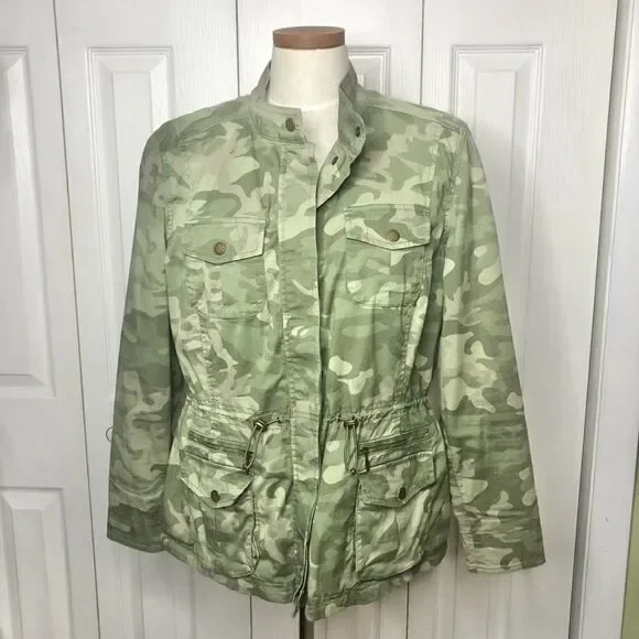 LL Bean Sherpa Lined Camouflage Green Women's Jacket EUC Large - Picture 1 of 4